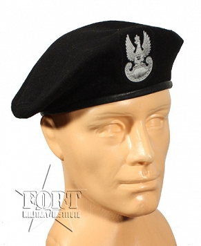 Beret polski - z orłem - czarny - używany