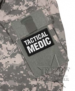 Naszywka Tactical Medic - czarna - na rzep